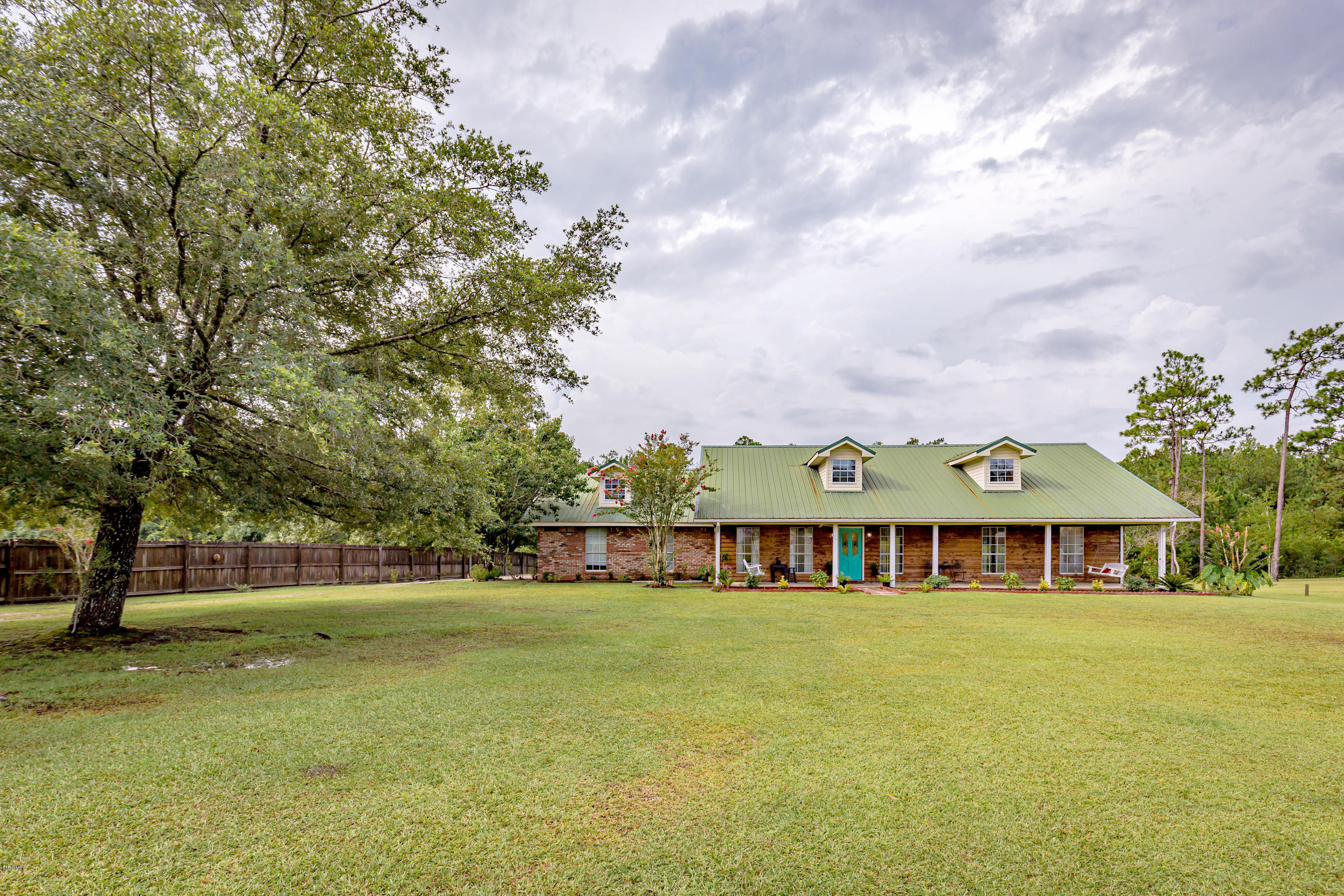 9344 Dunn Road Moss Point, MS 39562 - Photo 3 of 62 IMG_3399