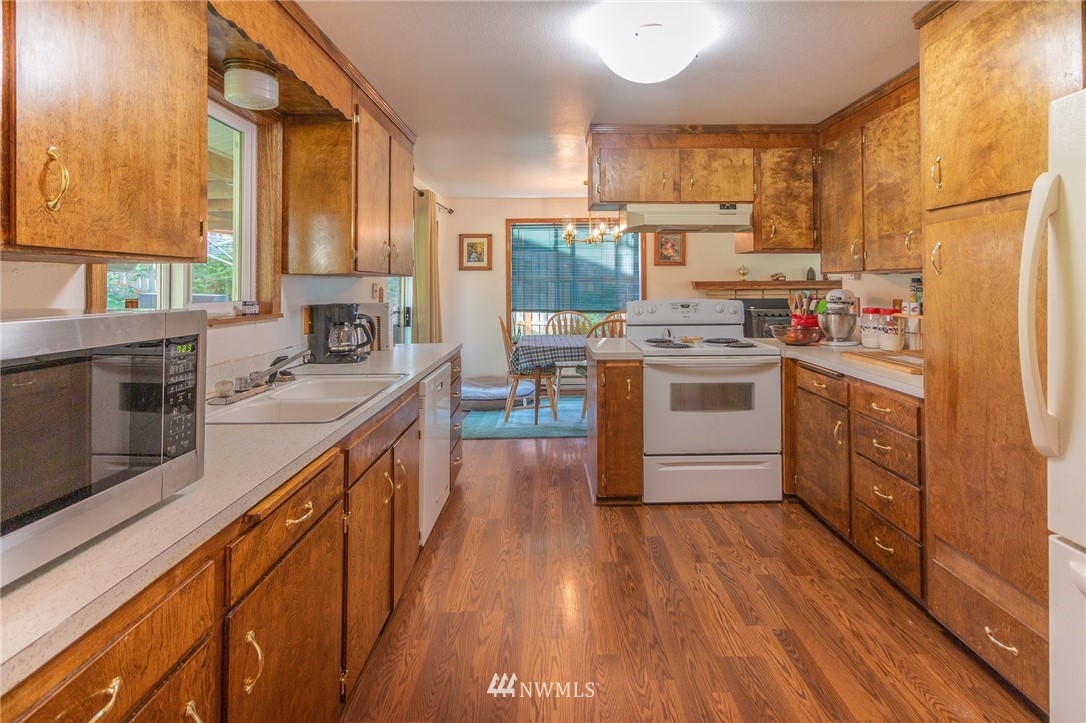6918 Skipley Road Snohomish, WA 98290 - Photo 8 of 24