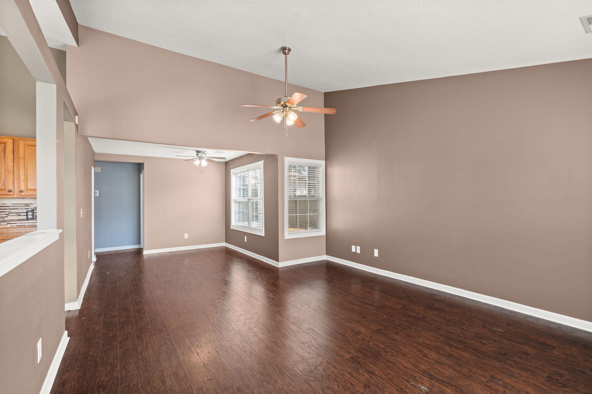 122 Cambridge Road Summerville, SC 29486 - Photo 4 of 29 4