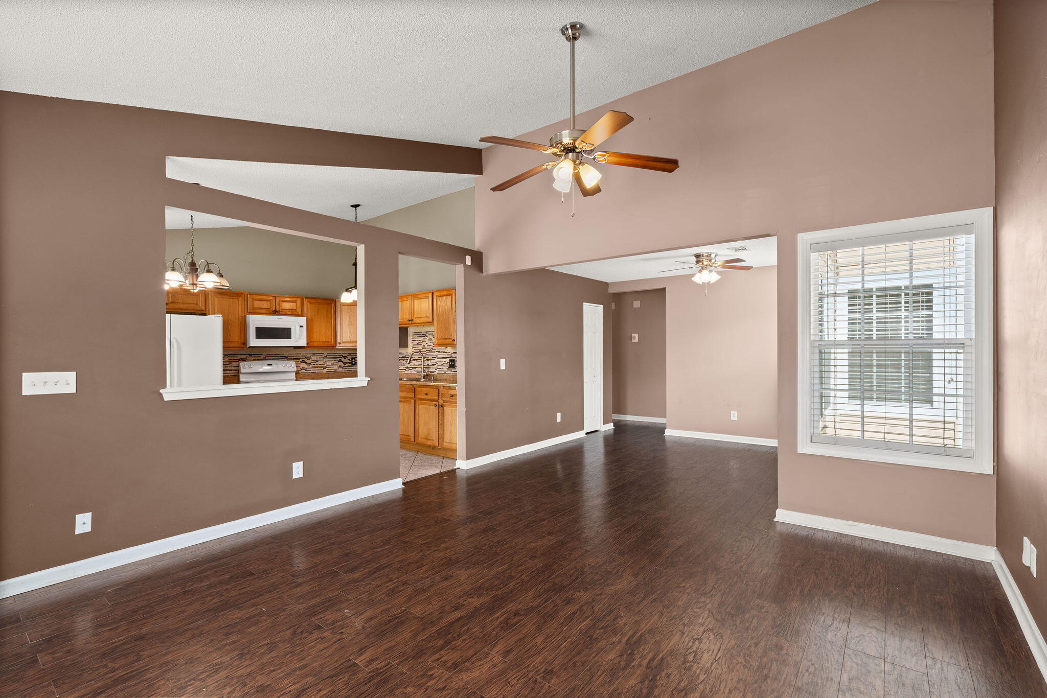 122 Cambridge Road Summerville, SC 29486 - Photo 5 of 29 5