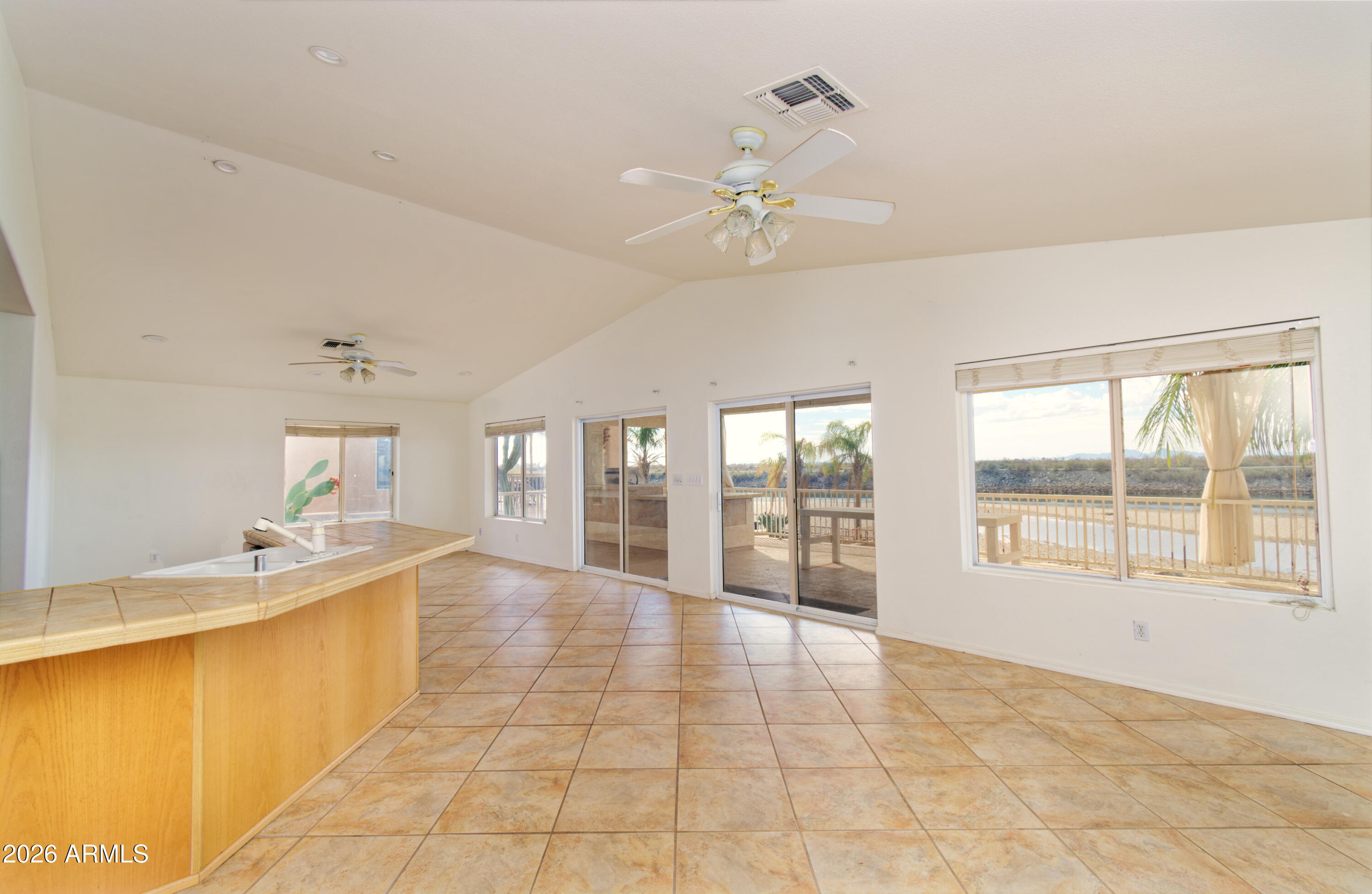 48926 Riviera Place Ehrenberg, AZ 85334 - Photo 11 of 37