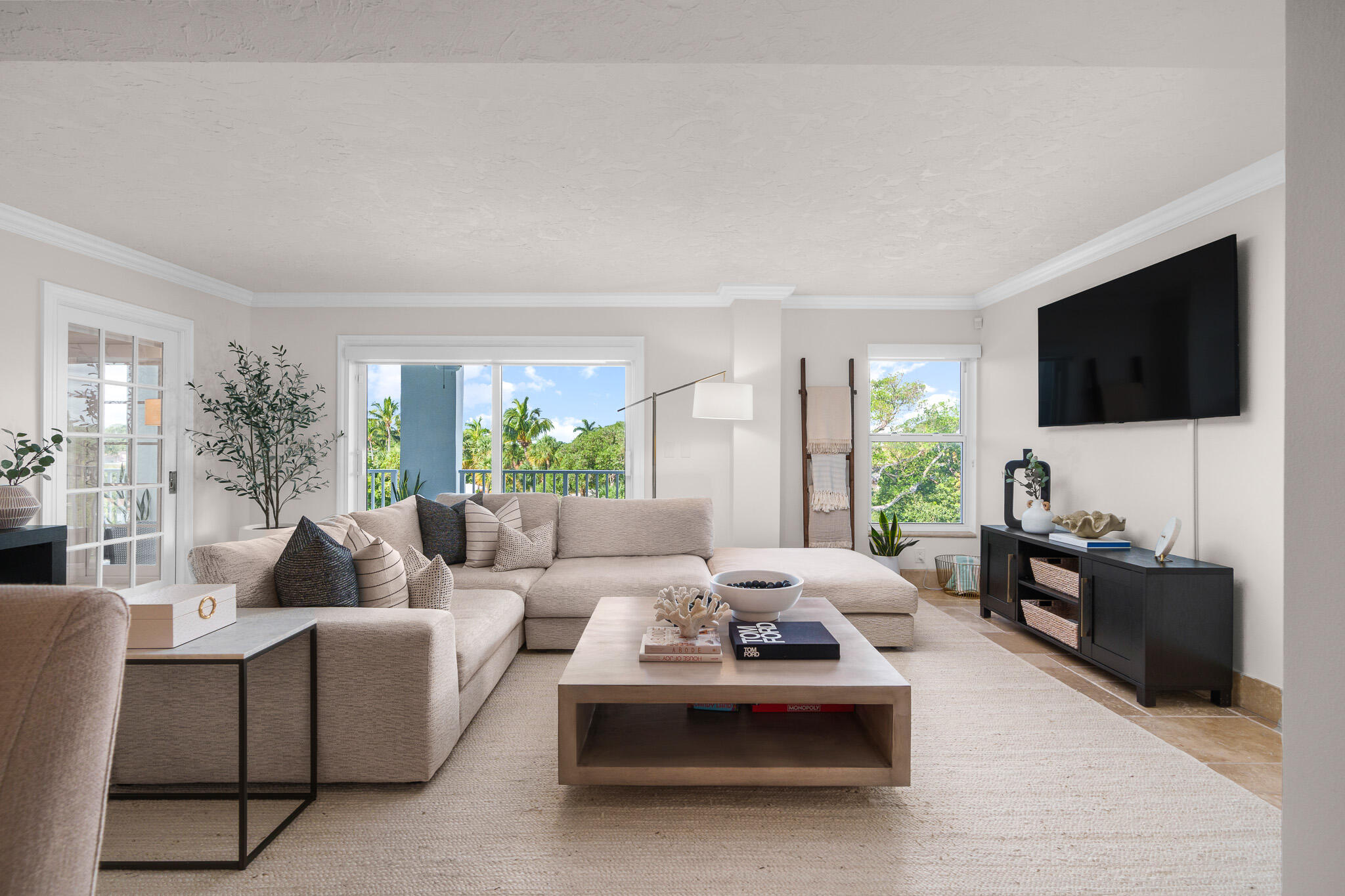 1111 South Ocean Boulevard, Unit 417 Boca Raton, FL 33432 - Photo 2 of 47 Living Room