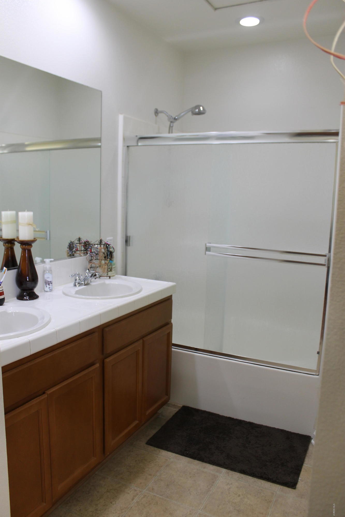 3227 North Ventura Road Oxnard, CA 93036 - Photo 12 of 21 IMG_5531