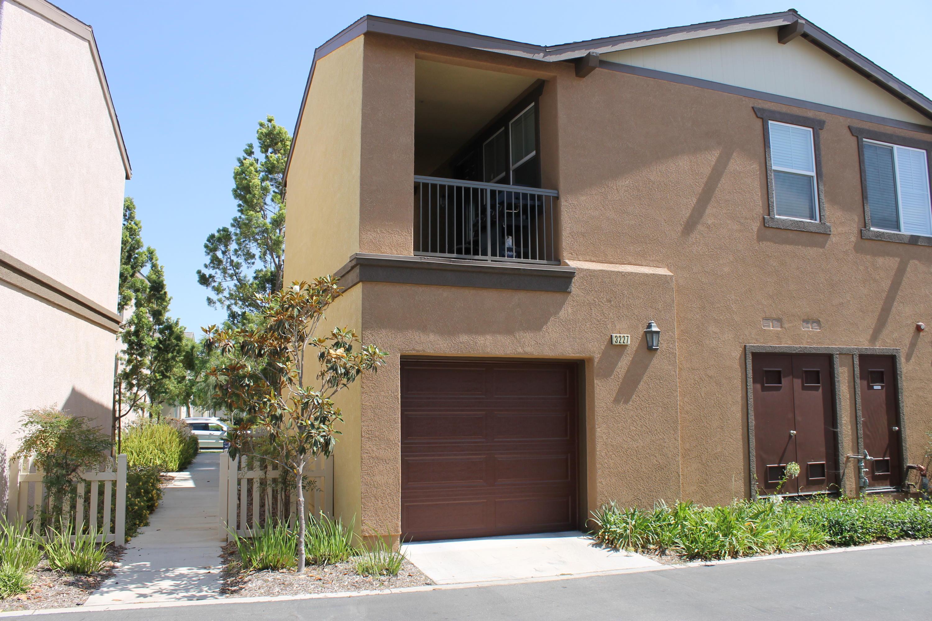 3227 North Ventura Road Oxnard, CA 93036 - Photo 2 of 21 IMG_5514
