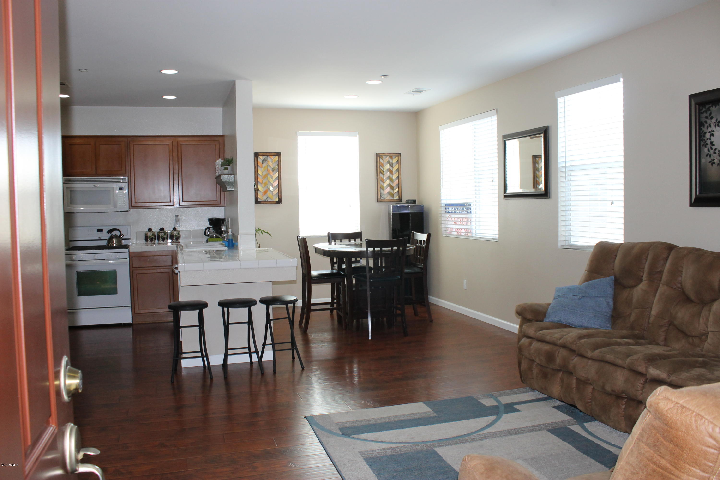 3227 North Ventura Road Oxnard, CA 93036 - Photo 6 of 21 IMG_5519