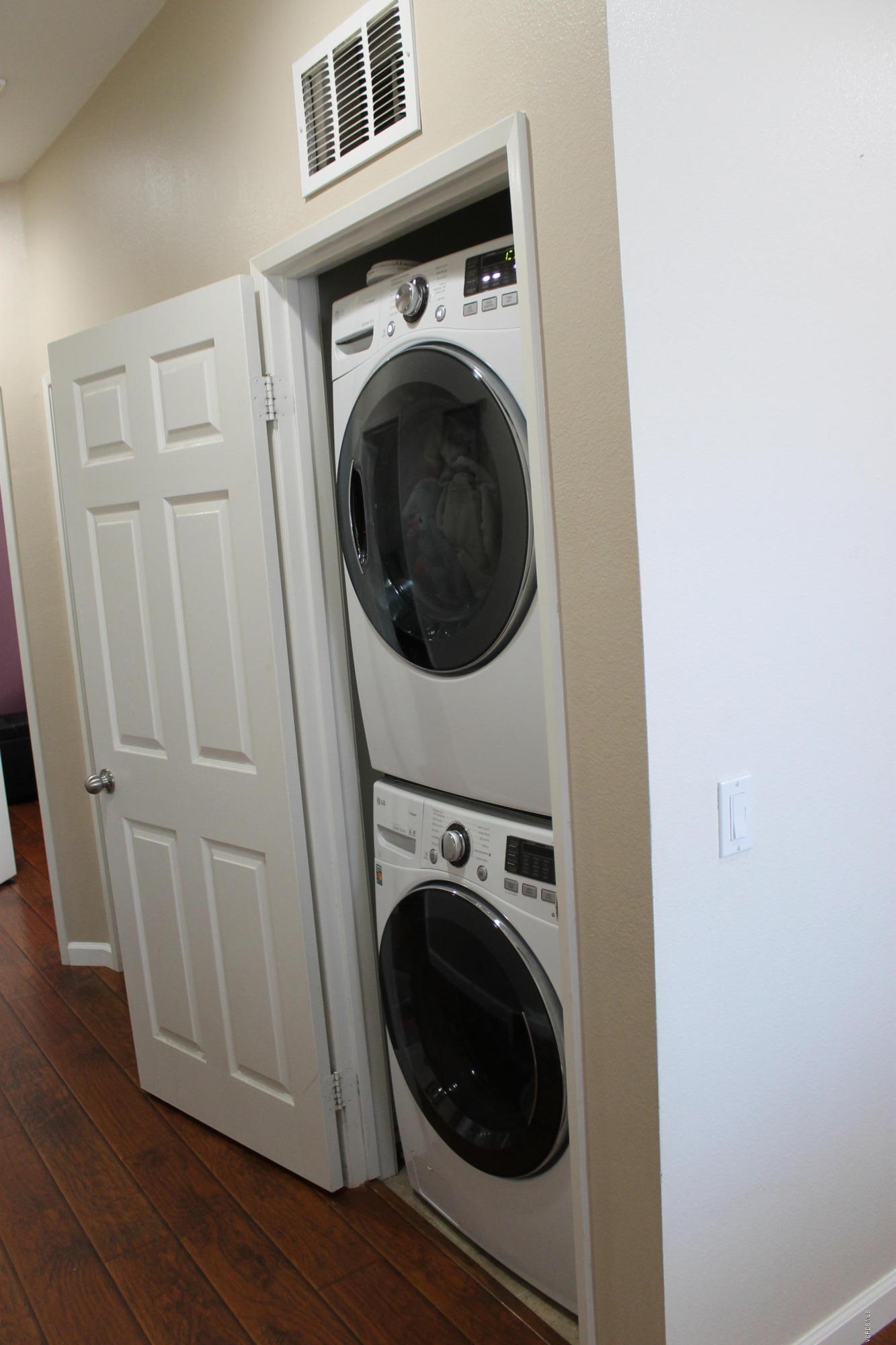 3227 North Ventura Road Oxnard, CA 93036 - Photo 10 of 21 IMG_5525