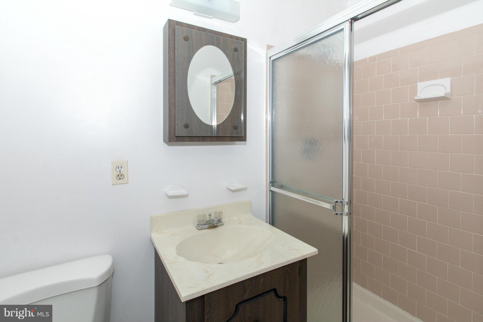 9124 Waltham Woods Road Baltimore, MD 21234 - Photo 20 of 27 Bath