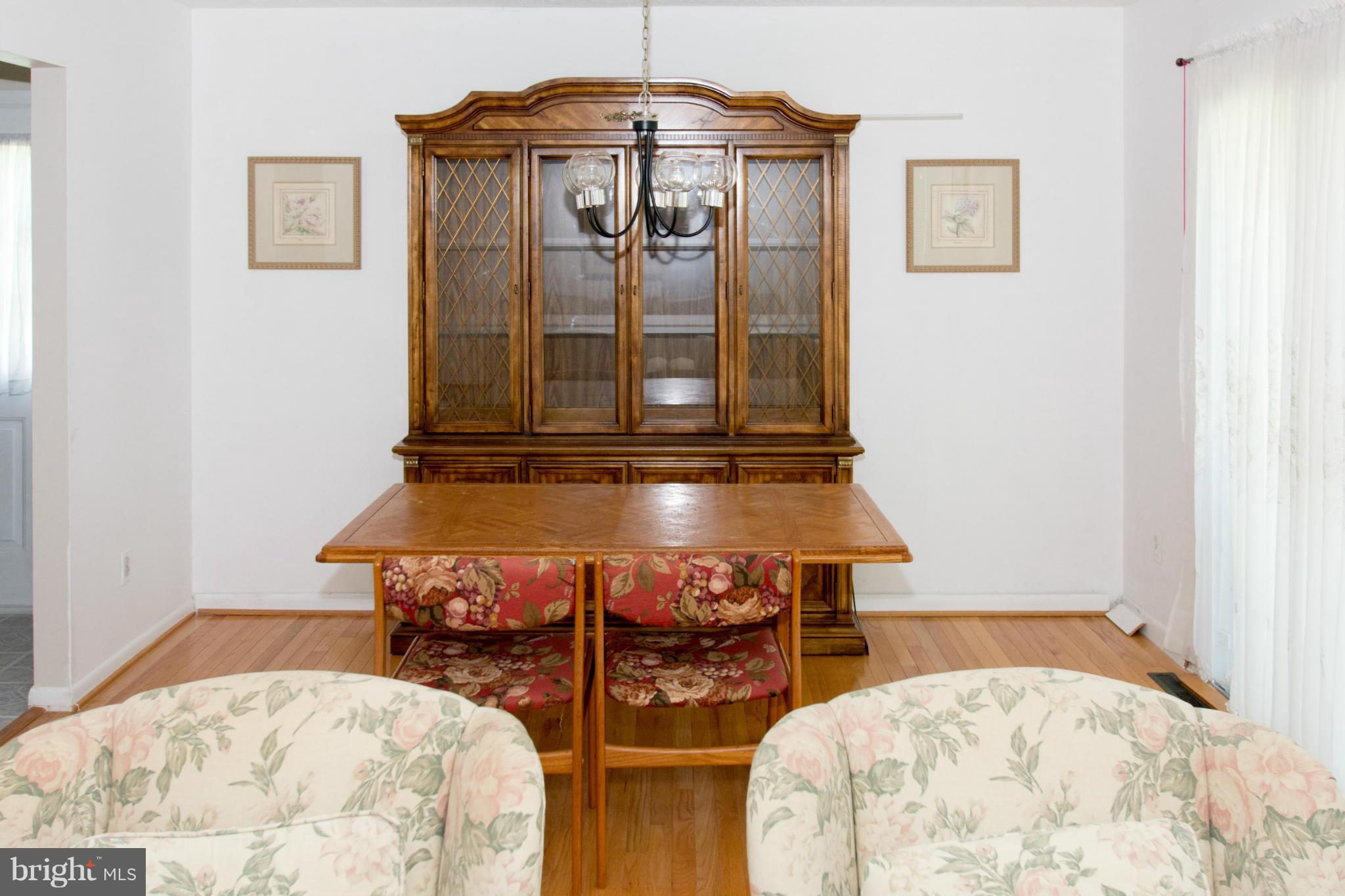 9124 Waltham Woods Road Baltimore, MD 21234 - Photo 9 of 27 Dining Room