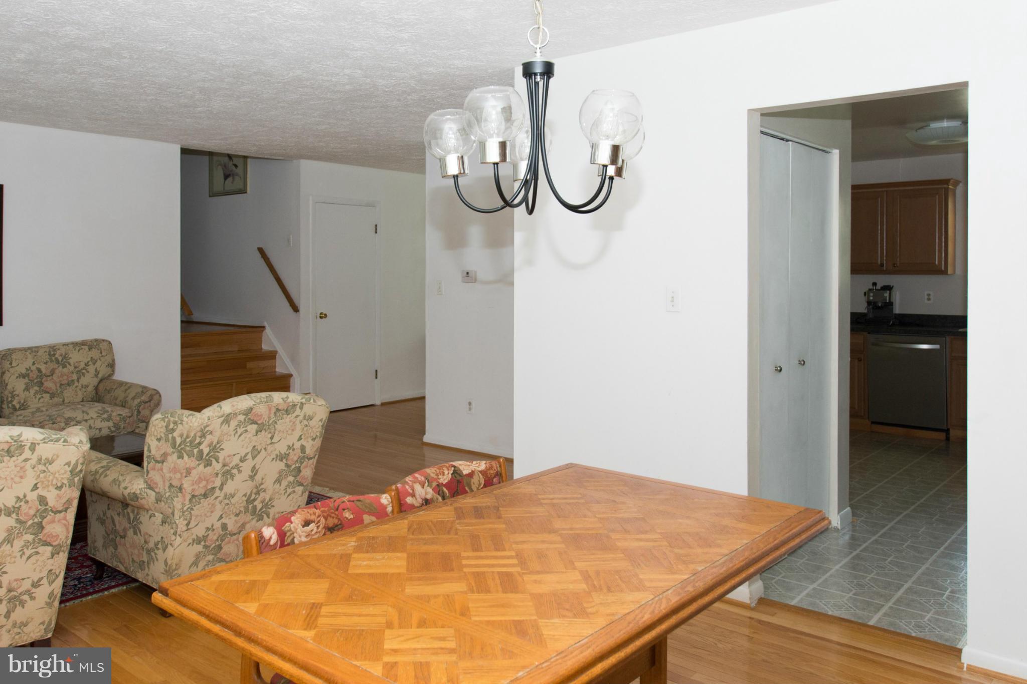 9124 Waltham Woods Road Baltimore, MD 21234 - Photo 10 of 27 Dining Room