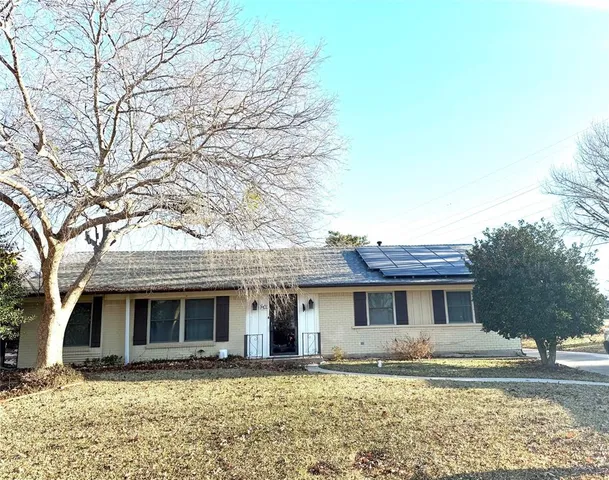 $314,900 | 1401 Greenbrier Drive, Sherman, TX 75092