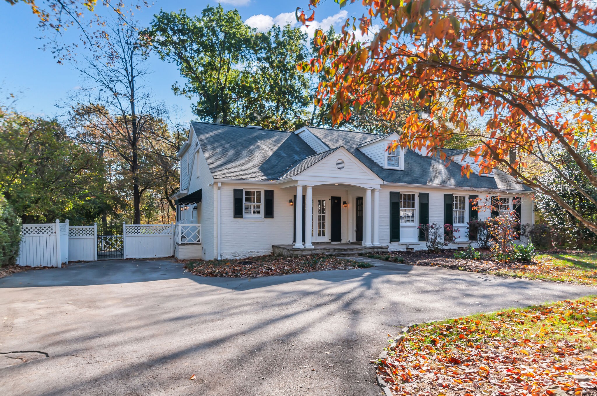 4206 Sneed Road Nashville, TN 37215 - Photo 3 of 56 a front view of a house with a yard