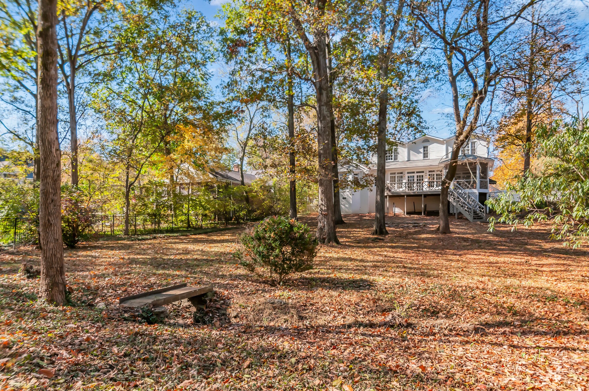 4206 Sneed Road Nashville, TN 37215 - Photo 54 of 56 a view of a outdoor space with trees