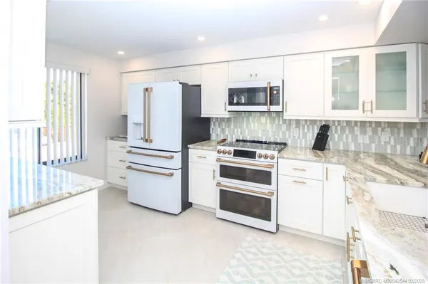 $6,000 | 4440 Northeast Sandpebble Trace, Unit 201, Jensen Beach, FL 34957