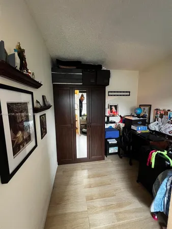$1,900 | 1551 Southwest 135th Terrace, Unit 111G, Pembroke Pines, FL 33027