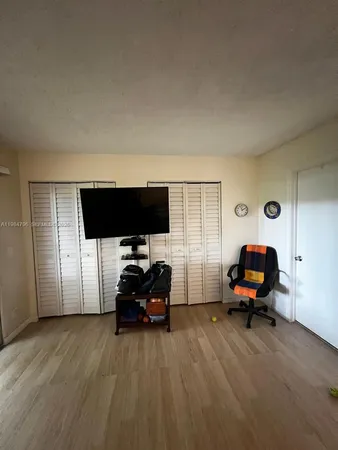 $1,900 | 1551 Southwest 135th Terrace, Unit 111G, Pembroke Pines, FL 33027