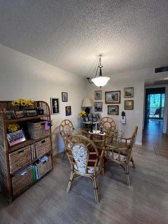 $1,900 | 1551 Southwest 135th Terrace, Unit 111G, Pembroke Pines, FL 33027