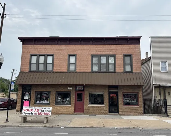 $1,800 | 10401 South Ewing Avenue, Unit 1R, Chicago, IL 60617