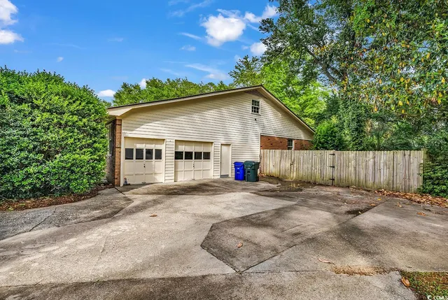 $395,000 | 1305 Forest View Road, Conway, SC 29526