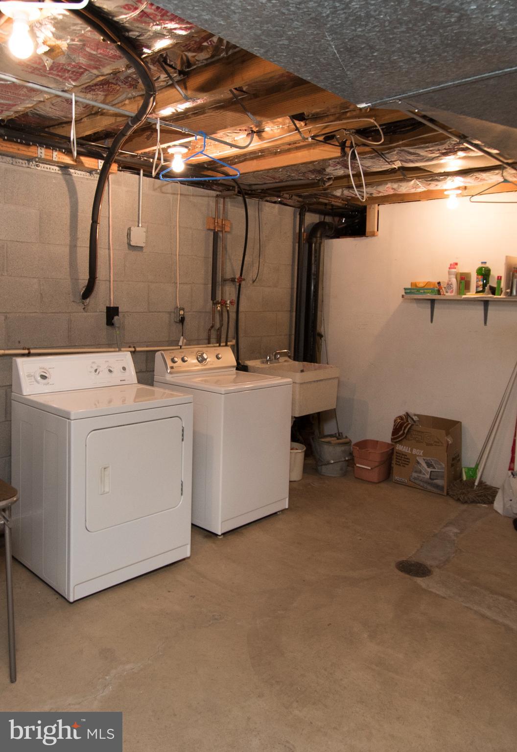 156 Castleton Drive Reading, PA 19607 - Photo 22 of 31 Unfinished area Basement