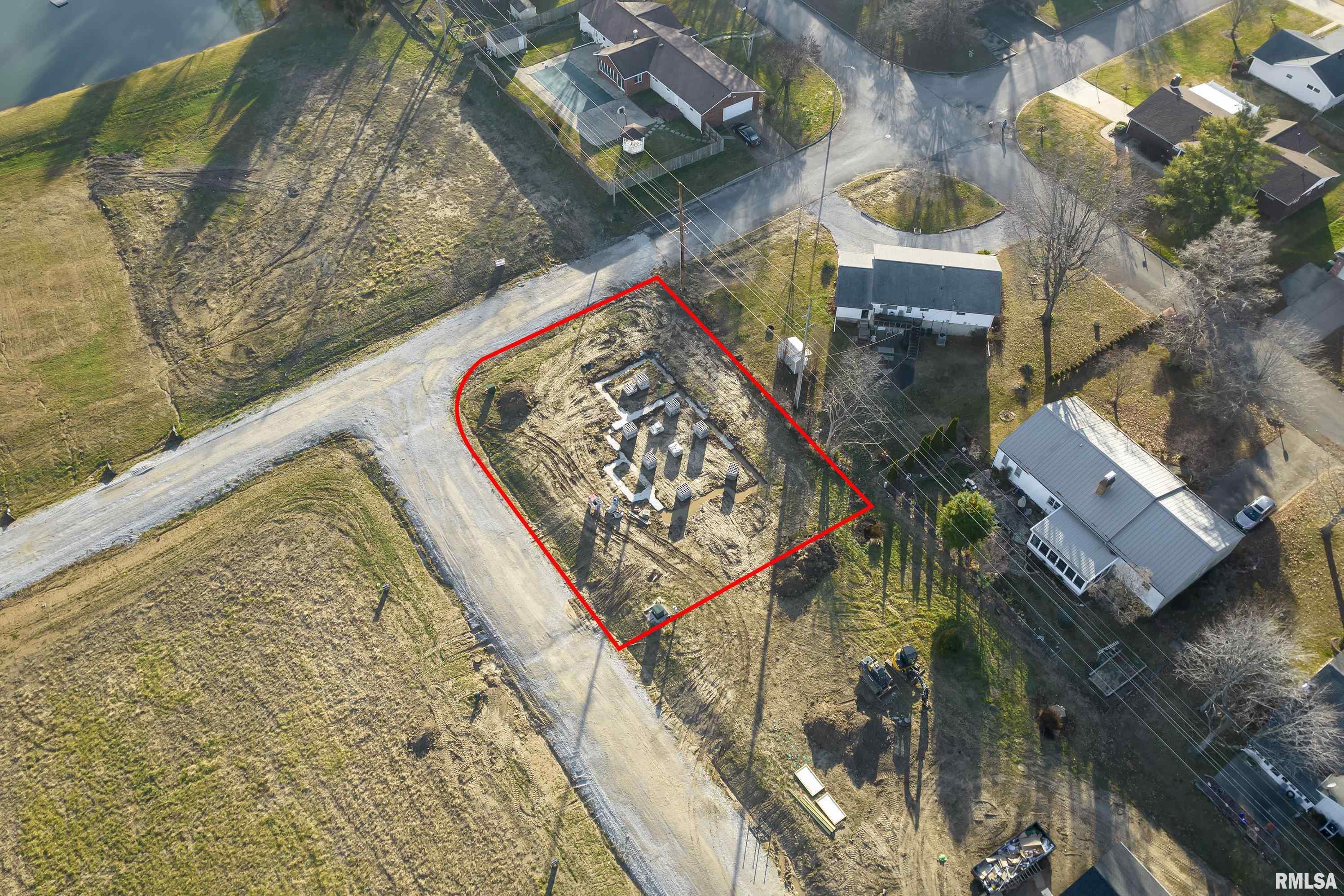 663 Deadwood Drive Herrin, IL 62948 - Photo 4 of 5