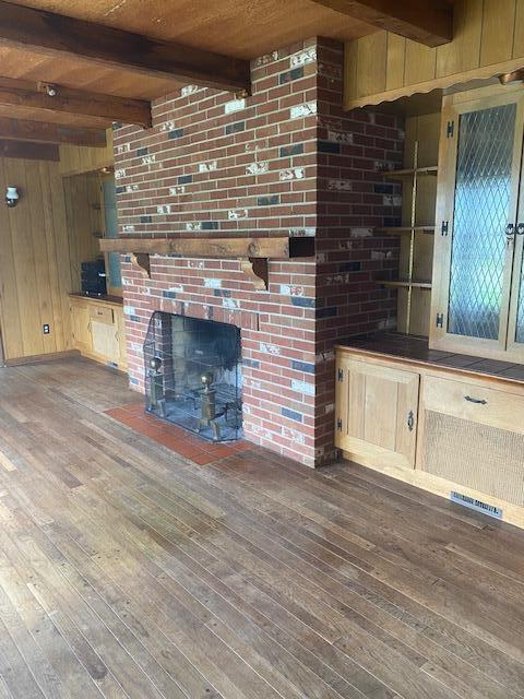 332 Pohlman Road Chillicothe, OH 45601 - Photo 4 of 39 Wood burning fireplace in Living Room