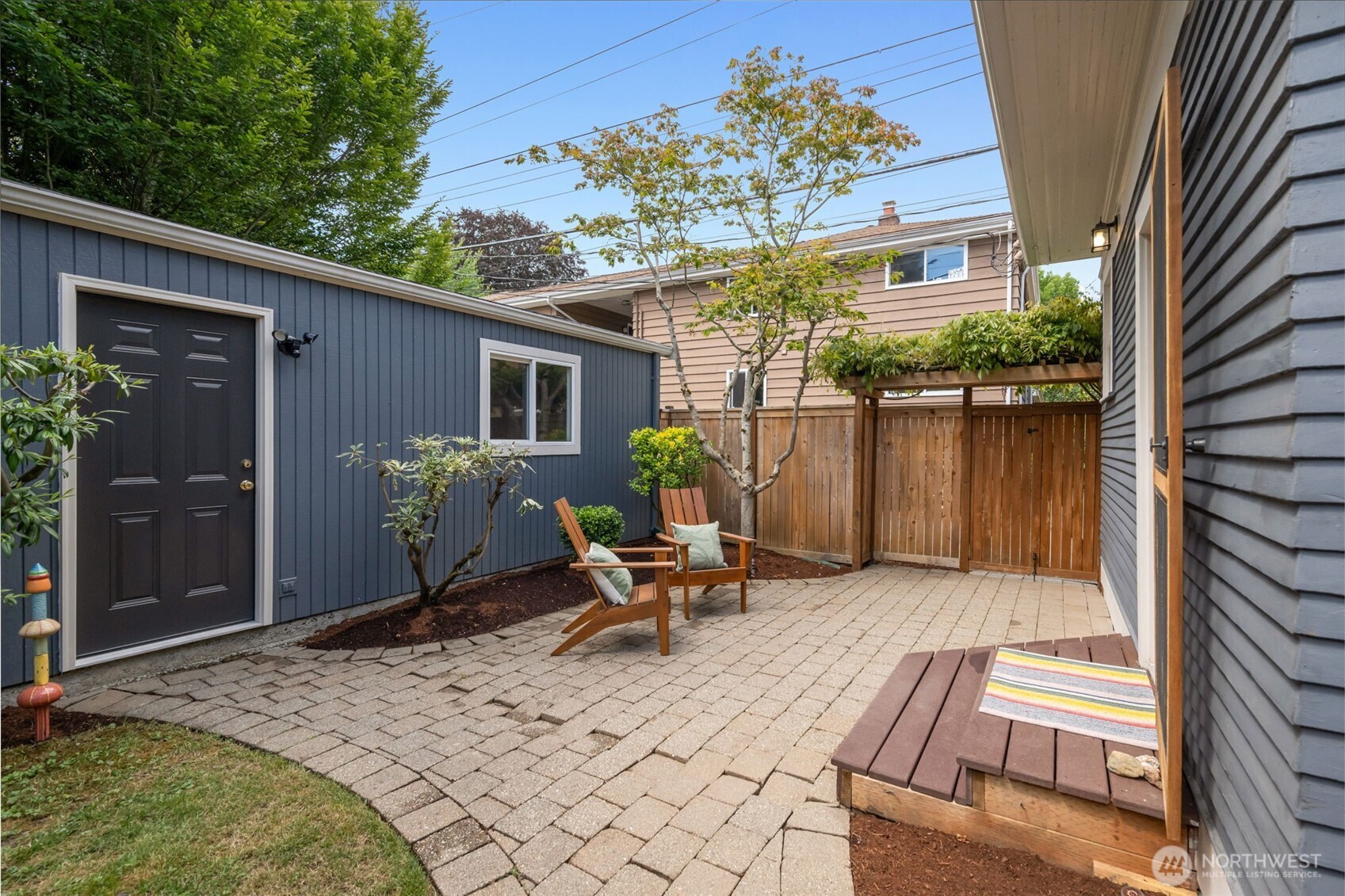1715 East Mercer Street Seattle, WA 98112 - Photo 18 of 21