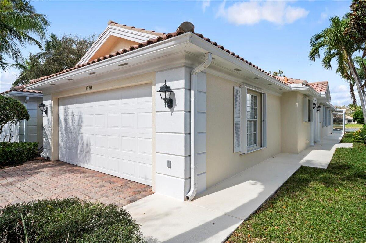 1370 St Lawrence Dr  