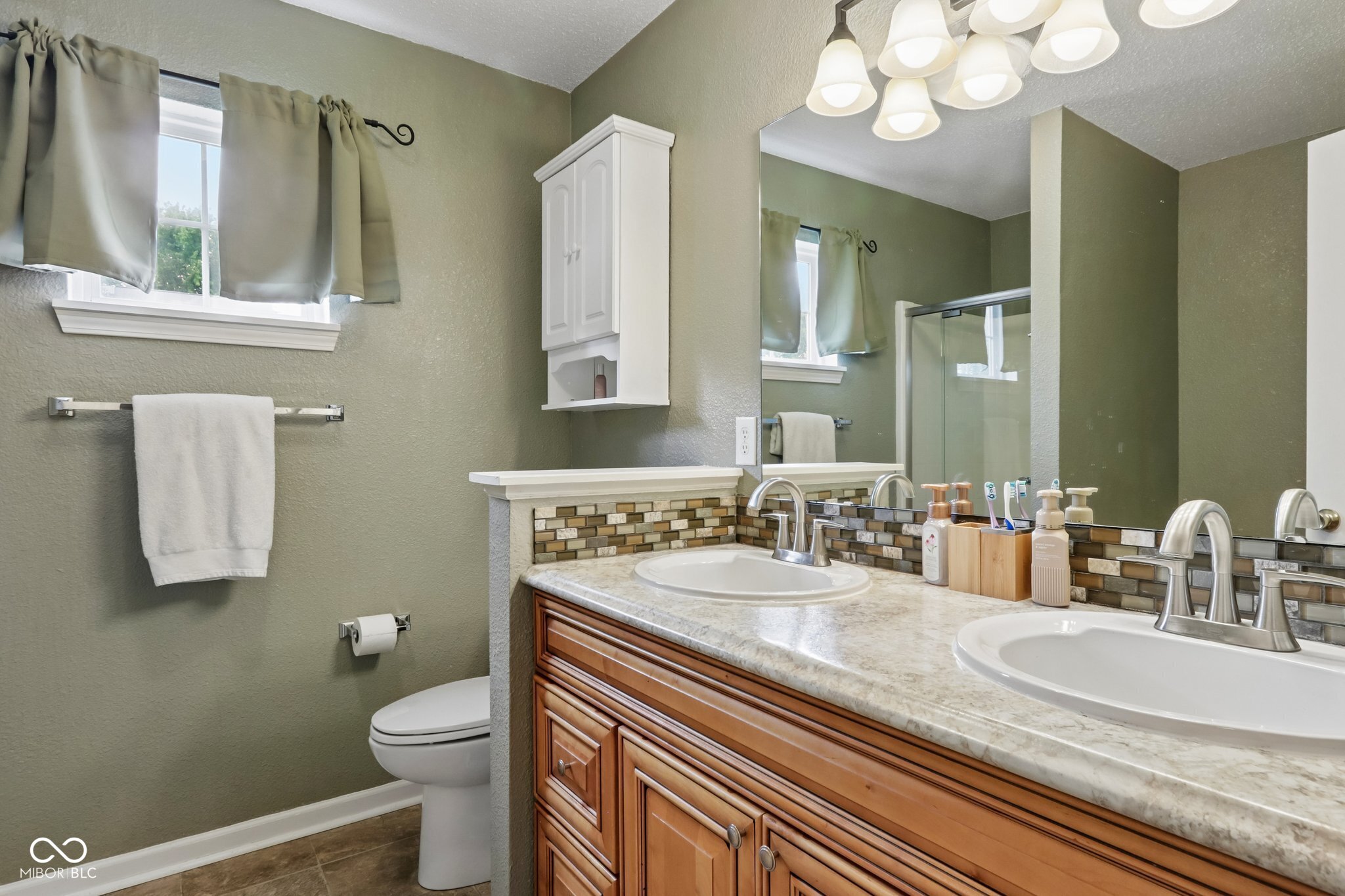 12198 Rambling Road Fishers, IN 46037 - Photo 16 of 27
