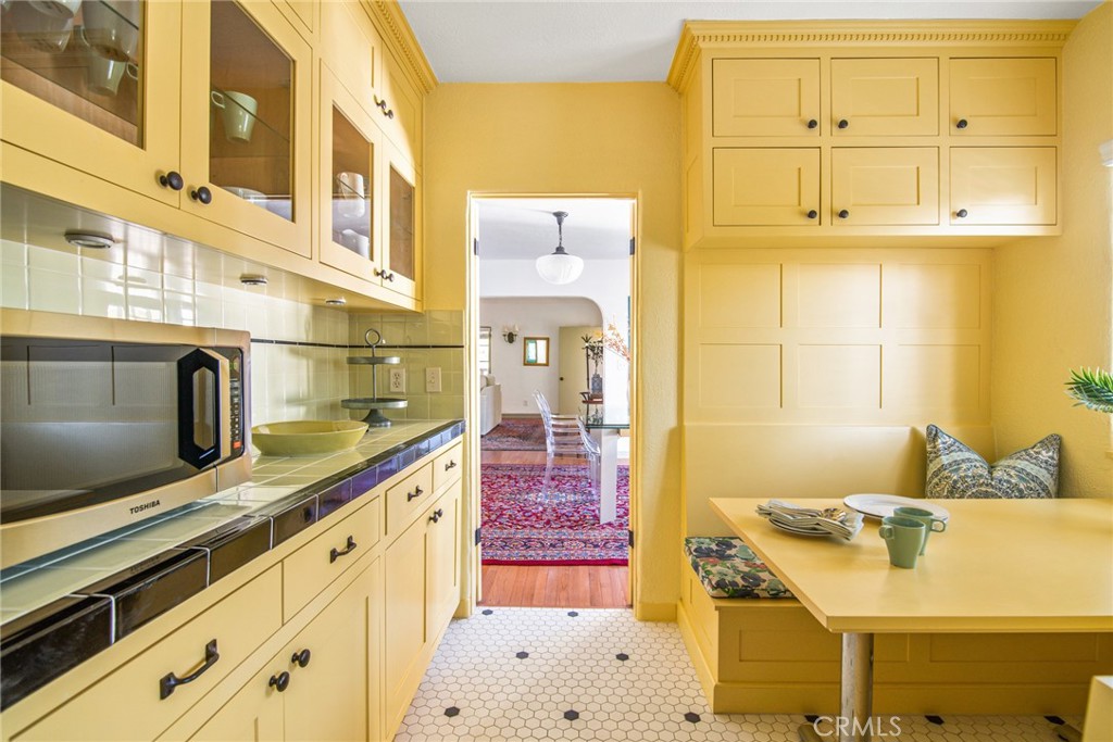 8246 4th Street Los Angeles, CA 90048 - Photo 14 of 38 a bathroom with a sink and a mirror
