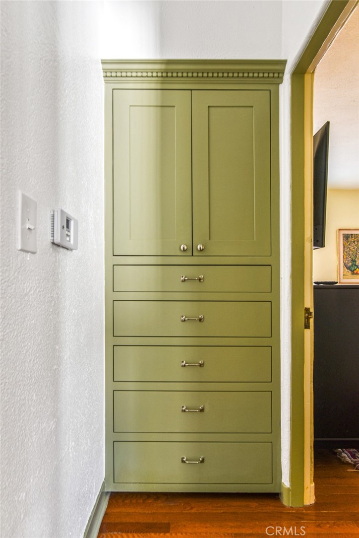 8246 4th Street Los Angeles, CA 90048 - Photo 34 of 38 a view of a closet