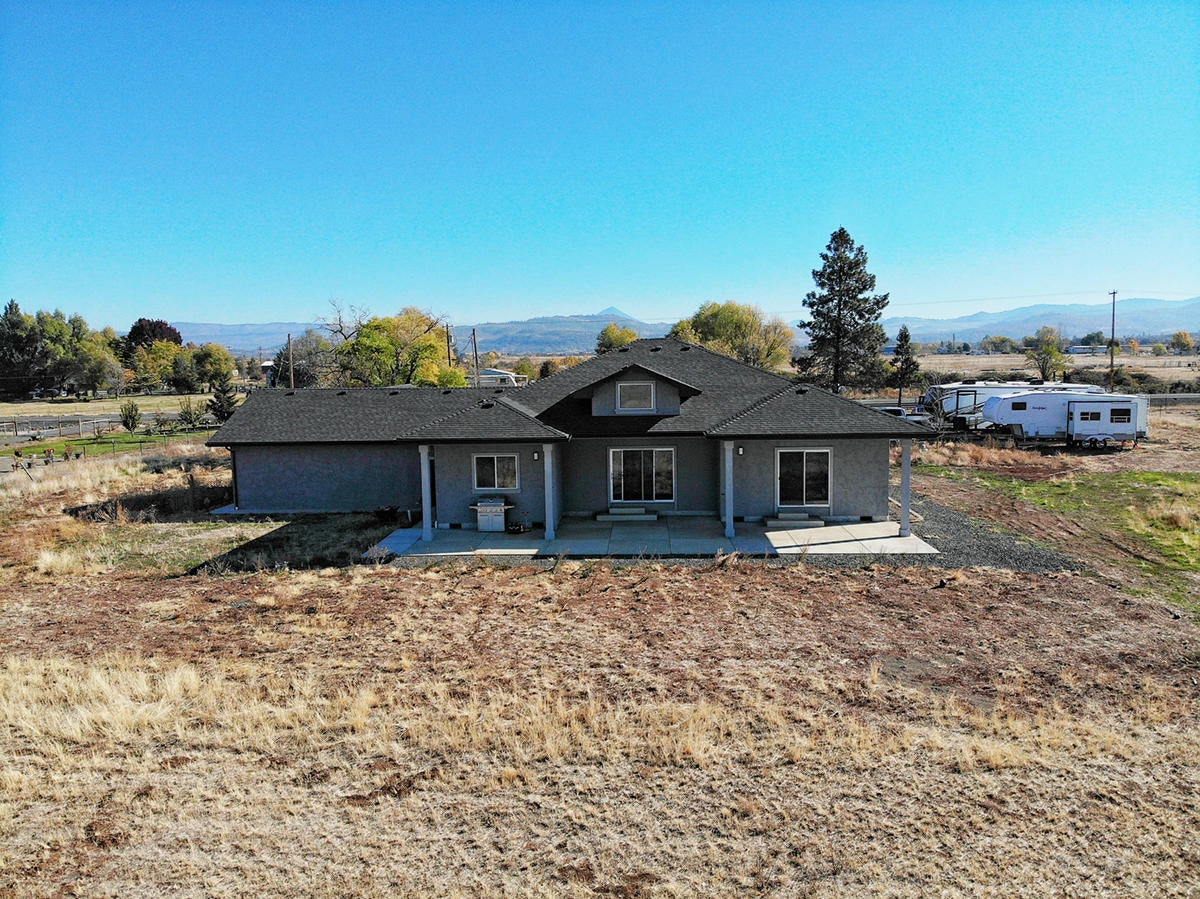181 Bigham Brown Road White City, OR 97503 - Photo 19 of 22 18