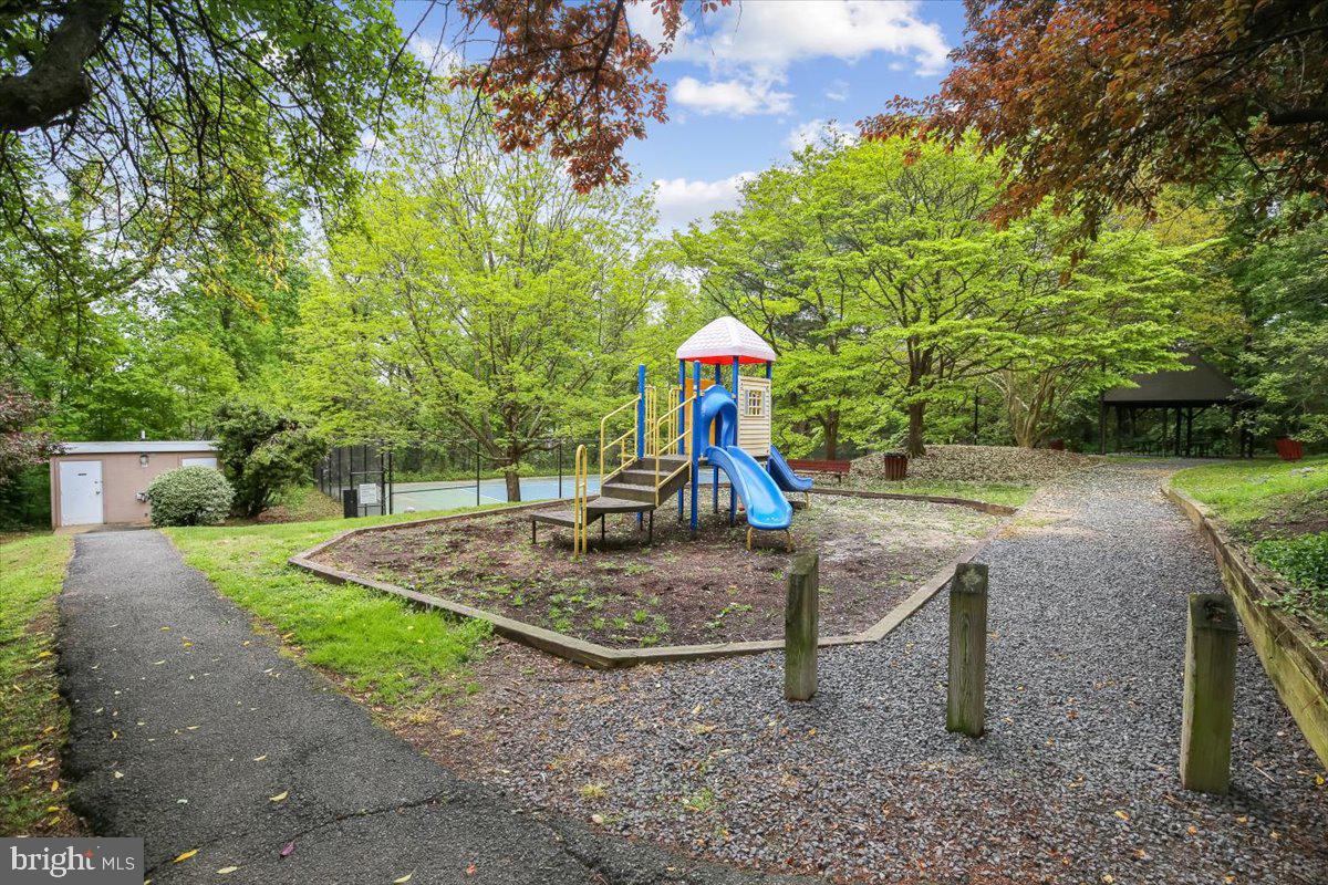 1600 Ripon Place Alexandria, VA 22302 - Photo 25 of 30 Community Tot Lot