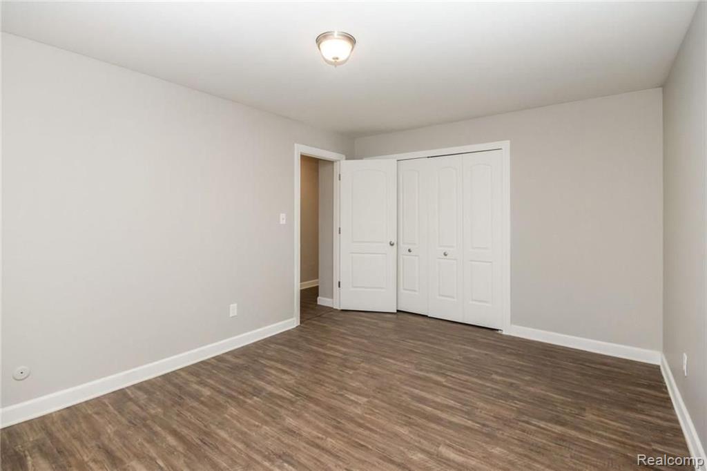 2165 Decker Road, Unit 29 Walled Lake, MI 48390 - Photo 13 of 16