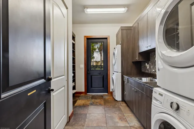 $7,450,000 | 14255 Rolling Rock Place, Wellington, FL 33414