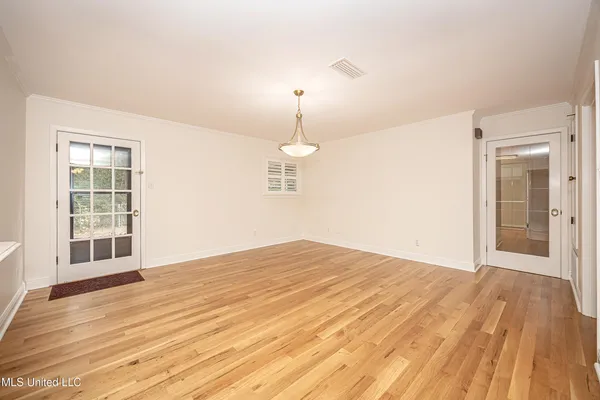 $539,000 | 1107 Le Badine Court, Ocean Springs, MS 39564