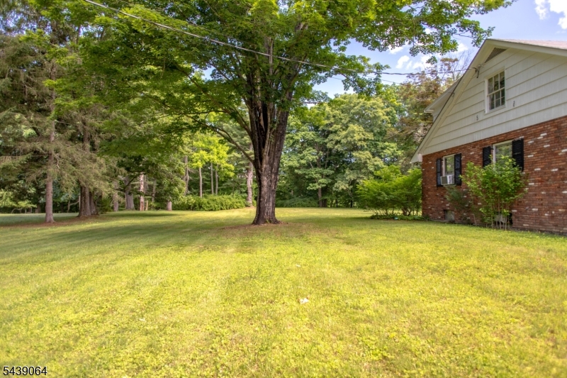 70 River Road Montague, NJ 07827 - Photo 15 of 40