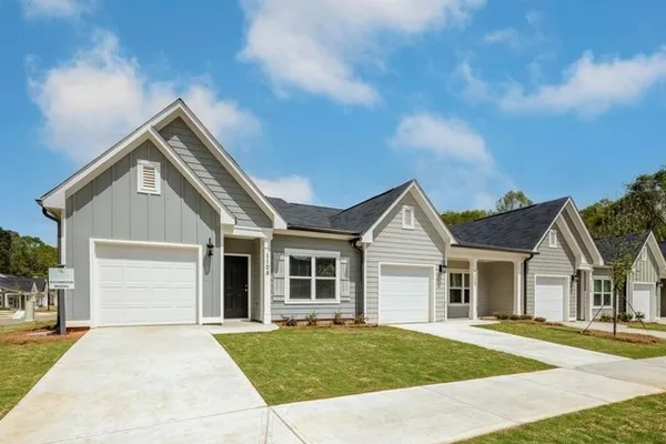 $1,723 | 245 Fox Run Drive, Unit MINT, Brunswick, GA 31525