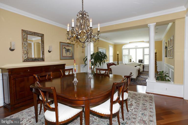1112 Round Pebble Lane Reston, VA 20194 - Photo 13 of 26 Dining Room
