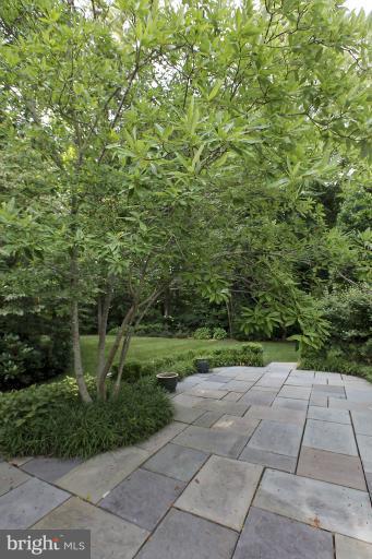 1112 Round Pebble Lane Reston, VA 20194 - Photo 26 of 26 Exterior (Rear)