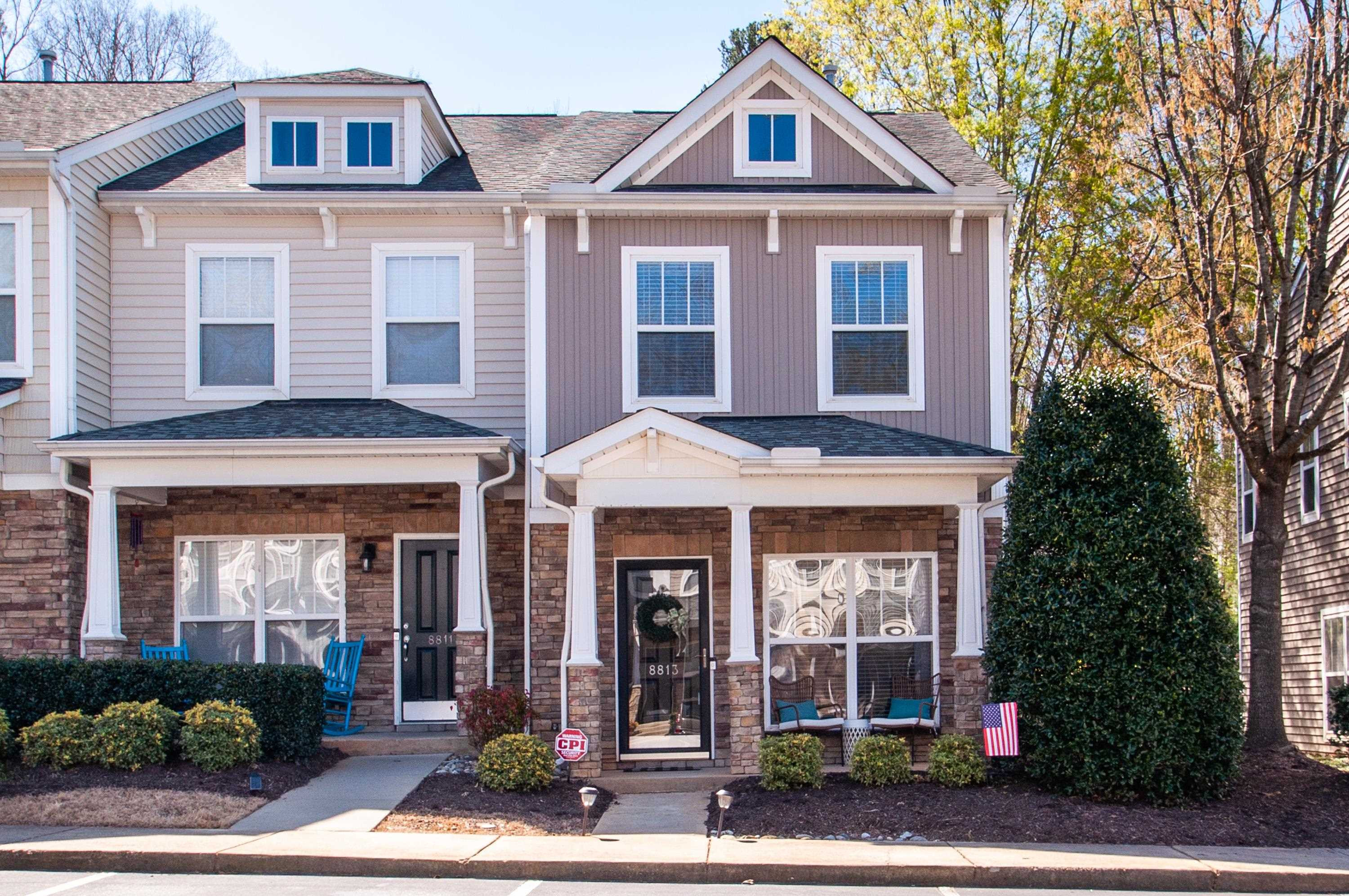 8813 Orchard Grove