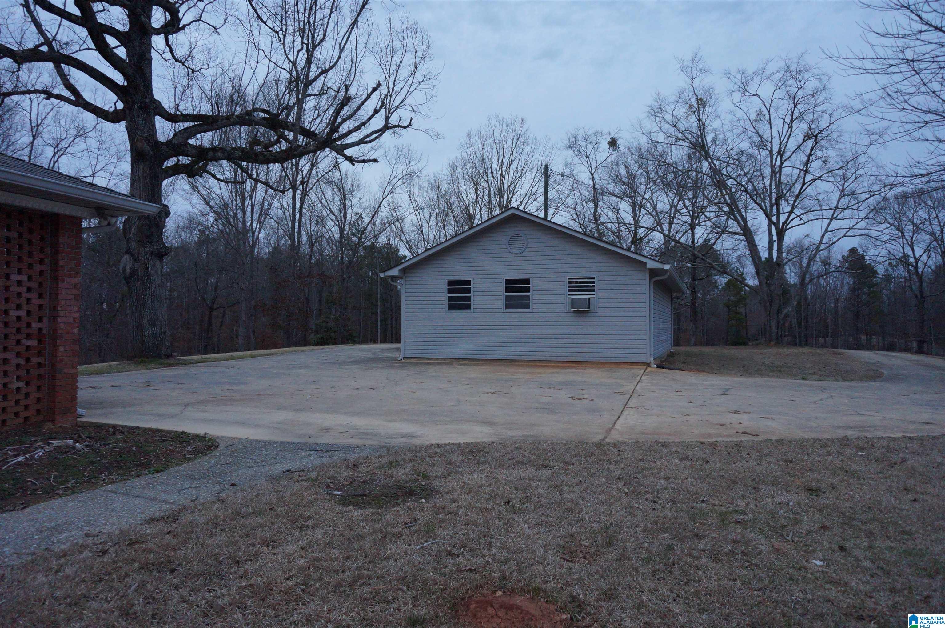 95 New County Line Road Sylacauga, AL 35151 - Photo 6 of 28