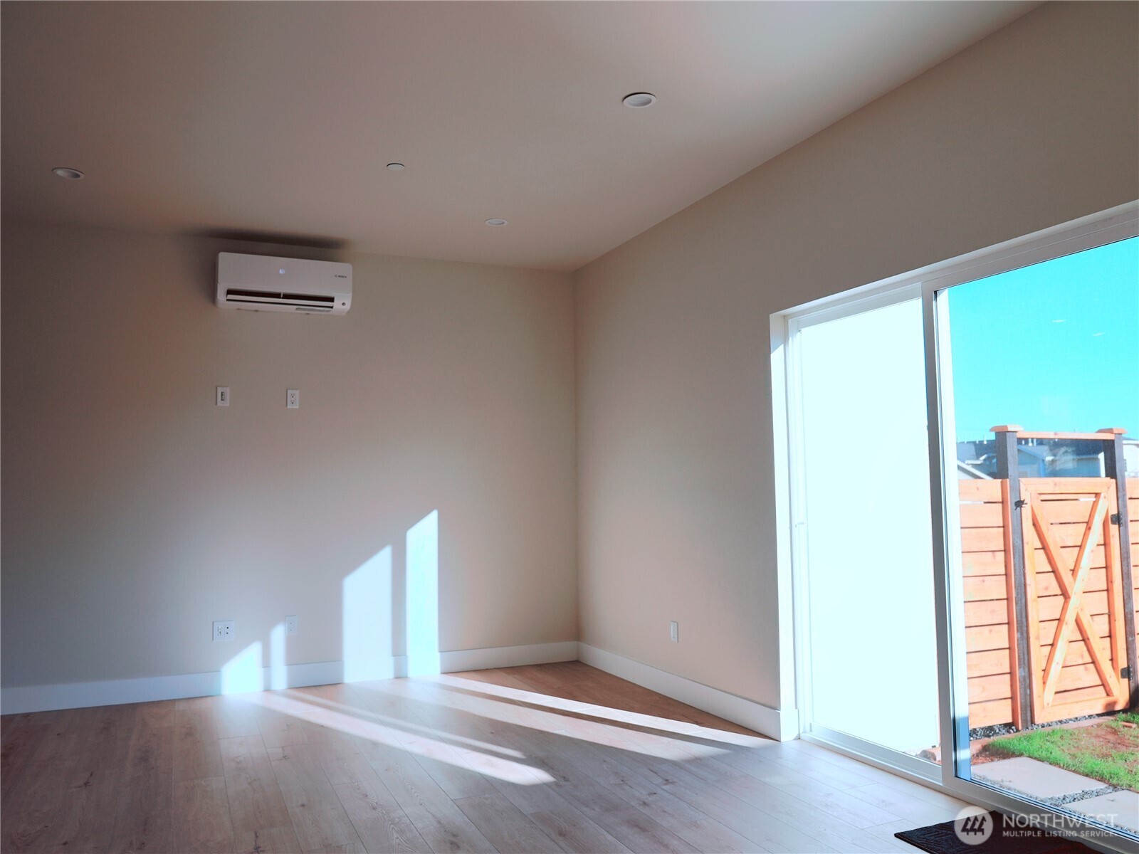 2155 Siddle Loop, Unit 106 Ferndale, WA 98248 - Photo 5 of 12