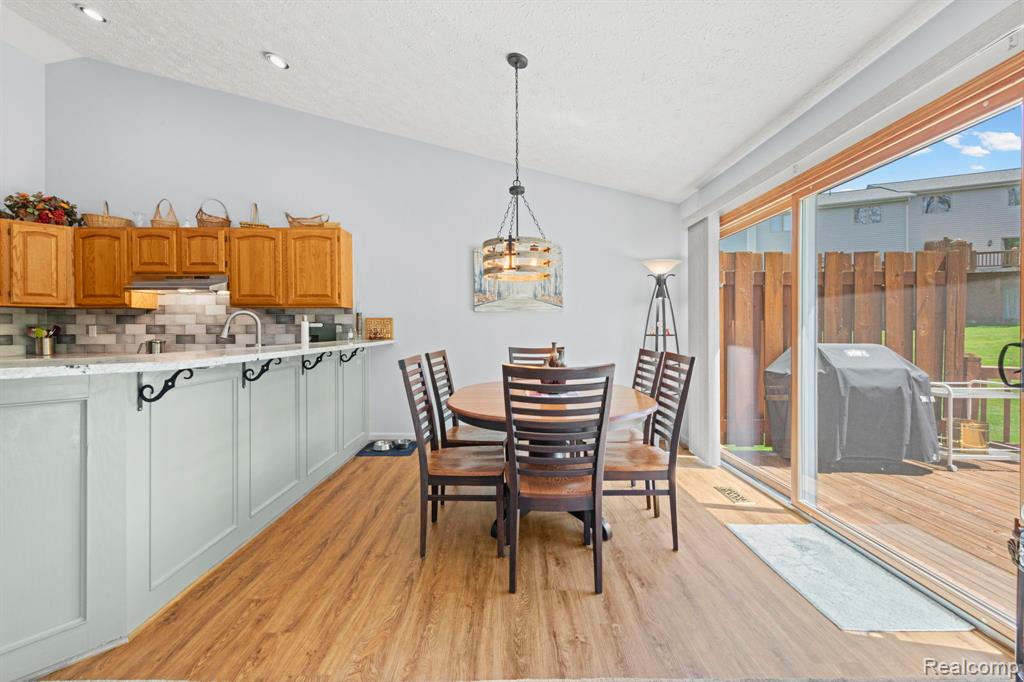 6687 Ridgeview Drive Clarkston, MI 48346 - Photo 16 of 41
