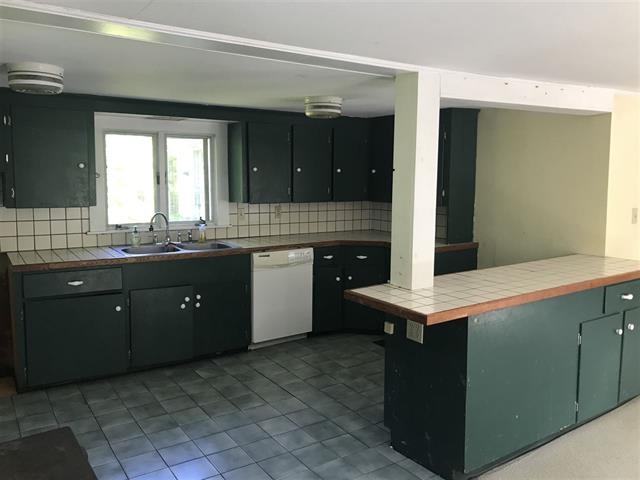 548 Laconia Road Belmont, NH 03220 - Photo 11 of 14