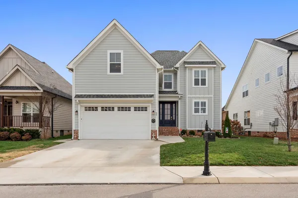 $649,900 | 60 Lake Life Court, Winchester, TN 37398