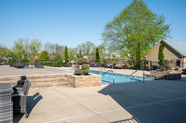 $649,900 | 60 Lake Life Court, Winchester, TN 37398