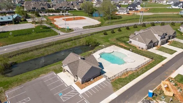 $649,900 | 60 Lake Life Court, Winchester, TN 37398