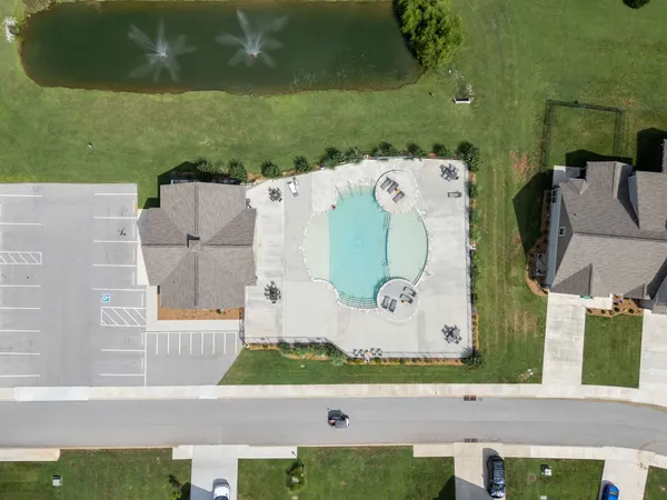 $649,900 | 60 Lake Life Court, Winchester, TN 37398