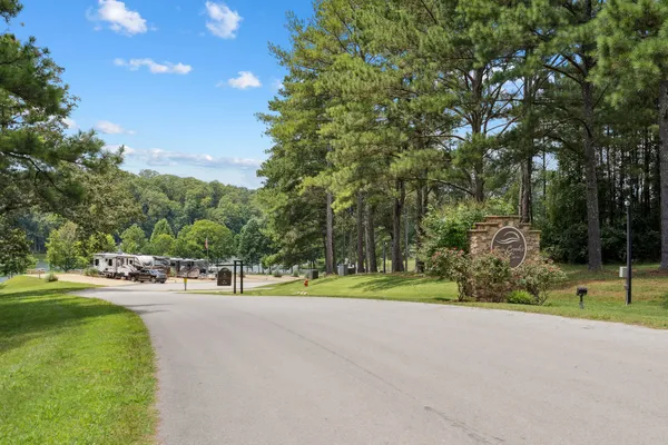 $649,900 | 60 Lake Life Court, Winchester, TN 37398