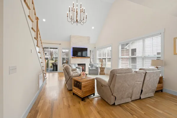 $649,900 | 60 Lake Life Court, Winchester, TN 37398